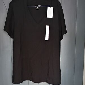 Universal Thread Men's Black V-Neck Short Sleeve Tee